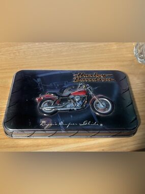 Harley-Davidson Dyna Super Glide Playing Cards Set – Collectible Tin – 1999